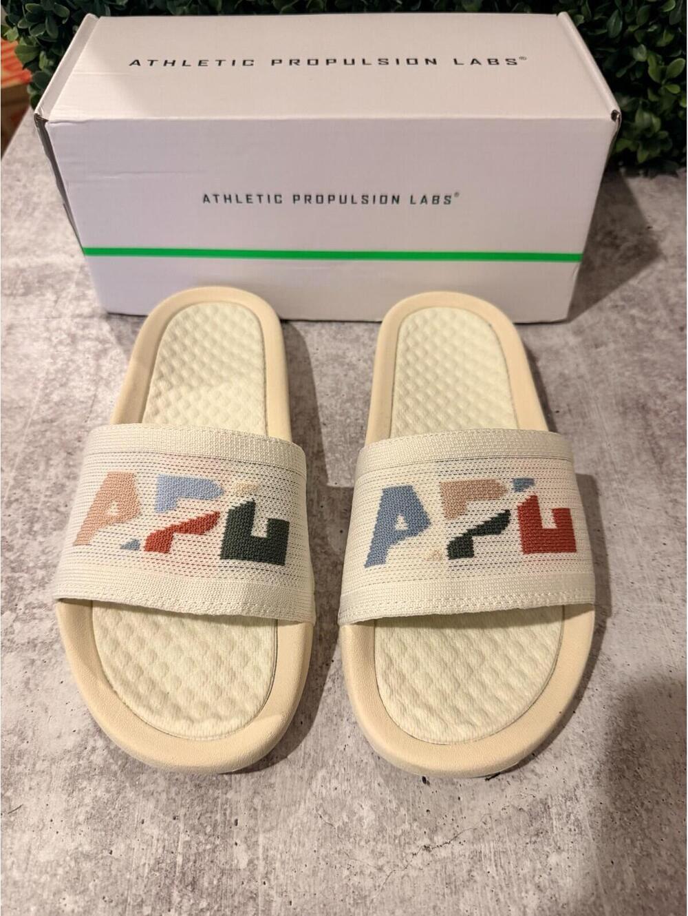 APL Women's BL Techloom Pristine Pastel Blocked Slides EU 36 US 6
